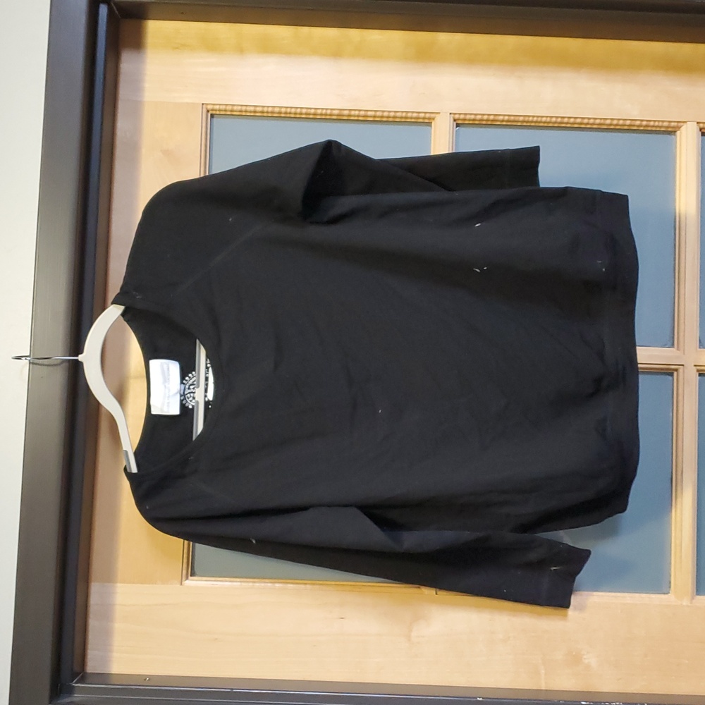 NWT Marie France van Damme Top With Embroidered Back